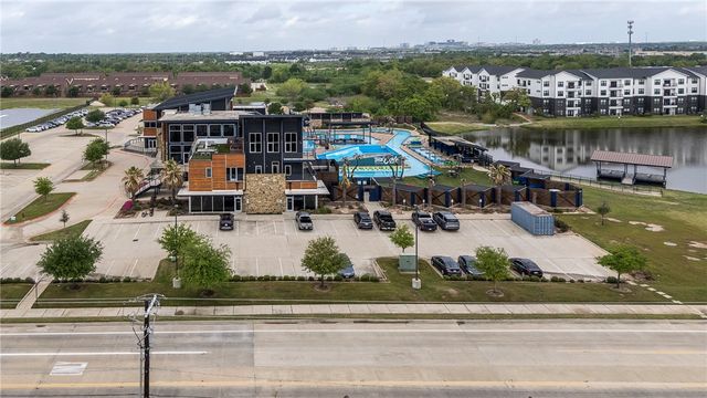 4311 Commando Trail, College Station, TX 77845