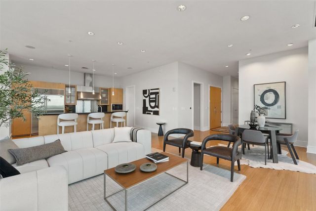 555 E 5th ST 2901, Austin, TX 78701