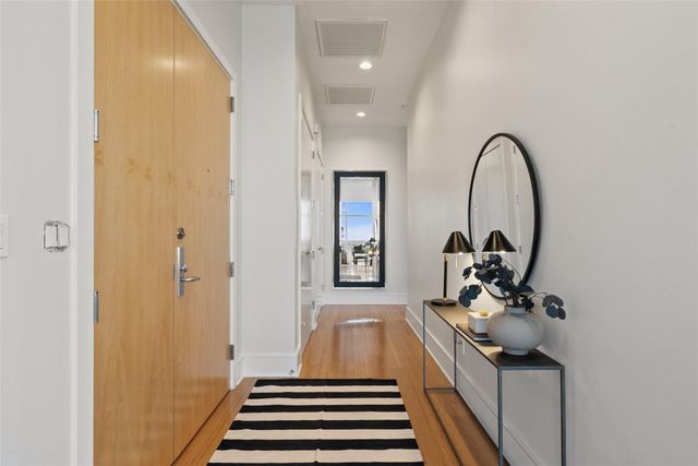 555 E 5th ST 2901, Austin, TX 78701