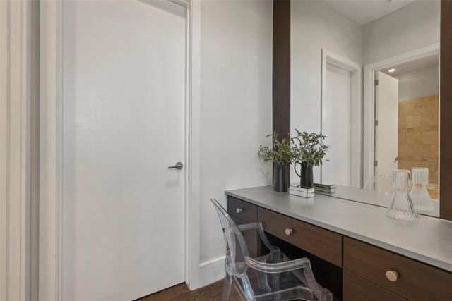 555 E 5th ST 2901, Austin, TX 78701