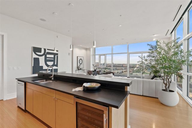 555 E 5th ST 2901, Austin, TX 78701