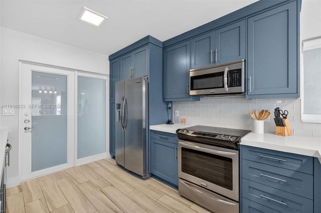 1203 Hillsboro Mile P2, Hillsboro Beach, FL 33062