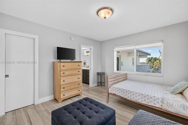 1203 Hillsboro Mile P2, Hillsboro Beach, FL 33062