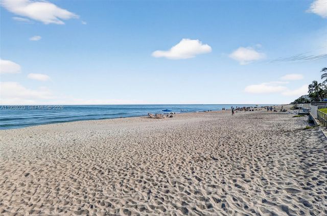 1203 Hillsboro Mile P2, Hillsboro Beach, FL 33062