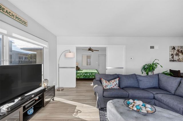 1203 Hillsboro Mile P2, Hillsboro Beach, FL 33062