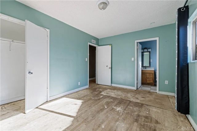 8544 Noble Avenue, North Hills, CA 91343