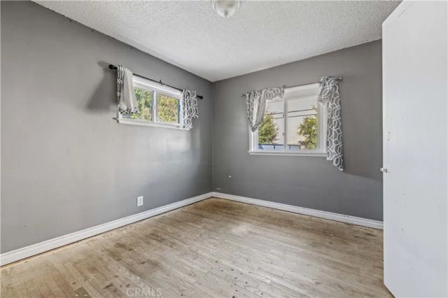 8544 Noble Avenue, North Hills, CA 91343