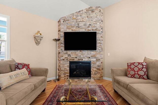 1 Tarleton Lane, Amherst, NH 03031