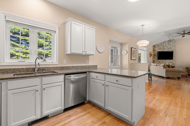 1 Tarleton Lane, Amherst, NH 03031