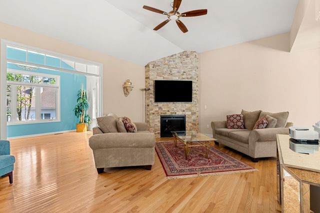 1 Tarleton Lane, Amherst, NH 03031