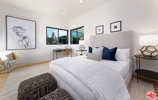 3985 Mclaughlin Avenue, Los Angeles, CA 90066
