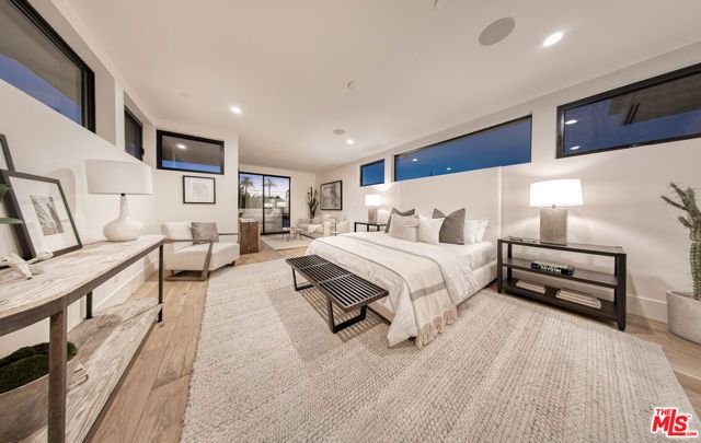 3985 Mclaughlin Avenue, Los Angeles, CA 90066