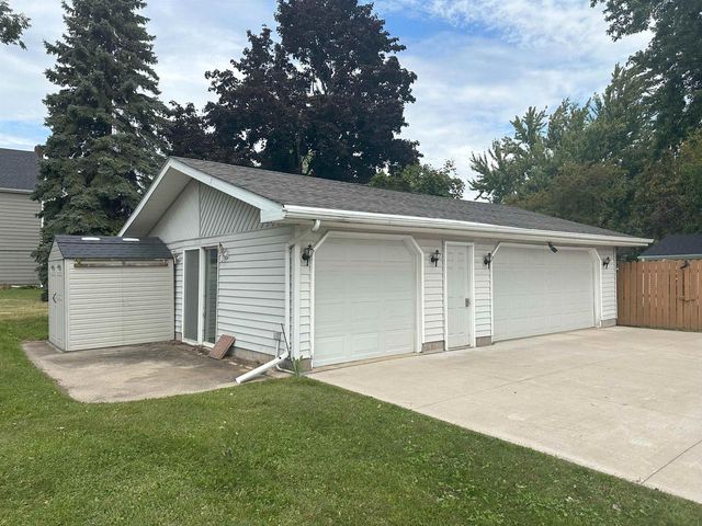 1011 OVIATT STREET, Kaukauna, WI 54130