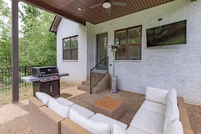 405 Hunter Bryce Ln, Lebanon, TN 37087
