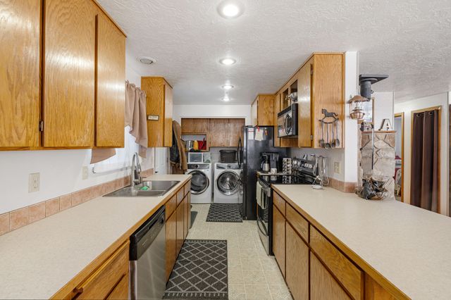 53465 Kokanee Lane, La Pine, OR 97739