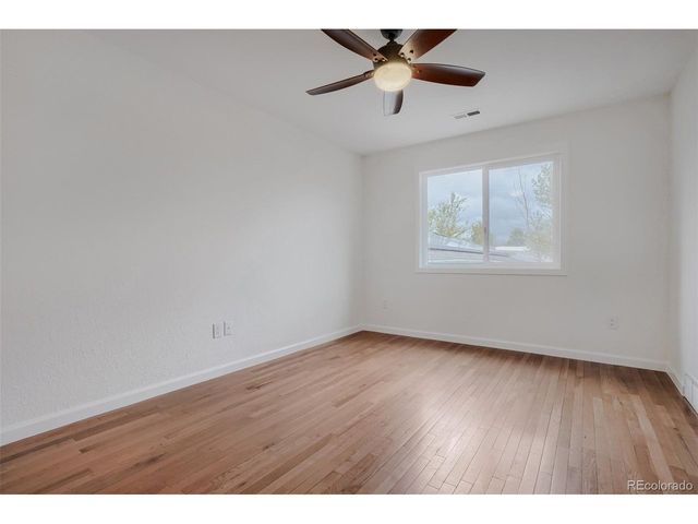 5171 S Buchanan St, Aurora, CO 80016