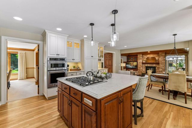 6306 Maple Ridge, Excelsior, MN 55331