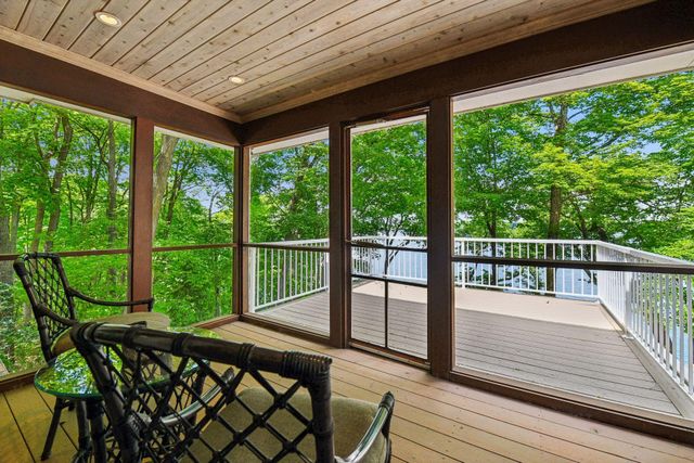 6306 Maple Ridge, Excelsior, MN 55331