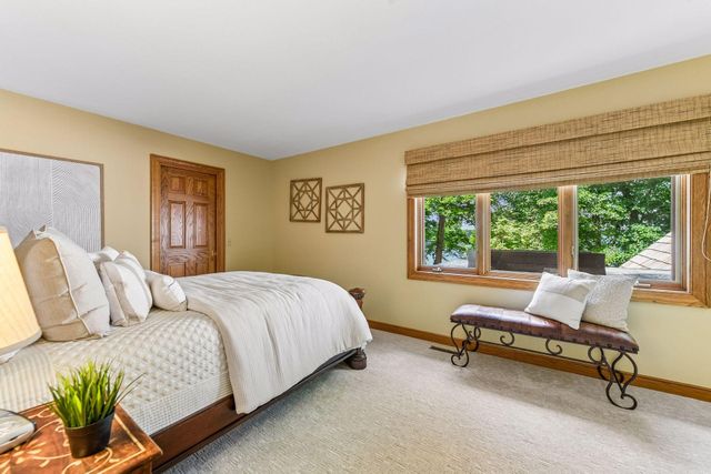 6306 Maple Ridge, Excelsior, MN 55331