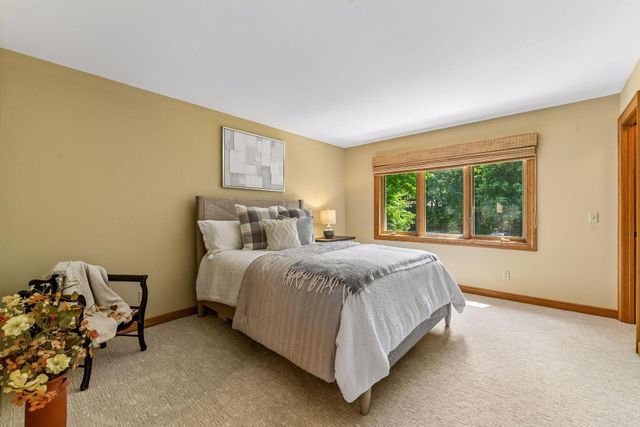 6306 Maple Ridge, Excelsior, MN 55331