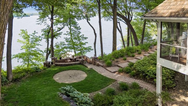 6306 Maple Ridge, Excelsior, MN 55331