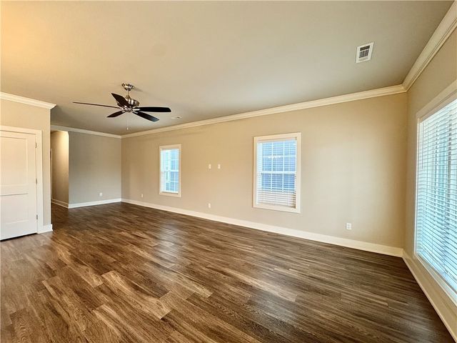 1011 NE Heights Lane, Bentonville, AR 72712