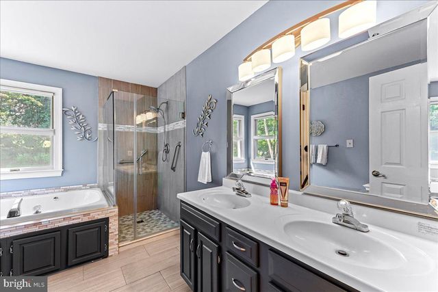 211 CULLEN WAY, Newark, DE 19711