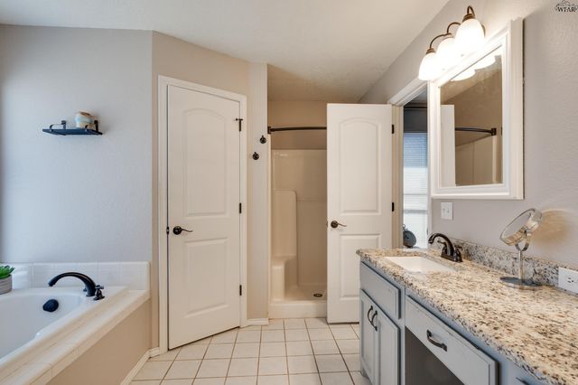 5019 BAYBERRY DRIVE, Wichita Falls, TX 76310