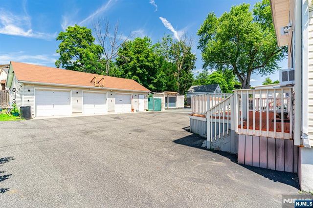 31 Meade Street, West Orange, NJ 07052