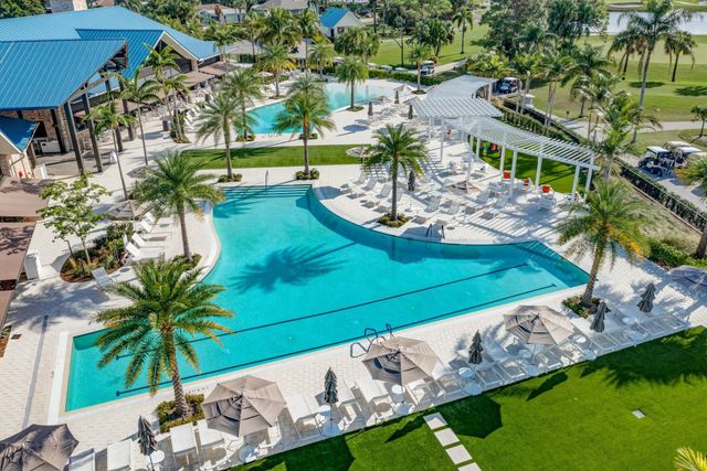 6249 Woodcutter Court, Palm Beach Gardens, FL 33418