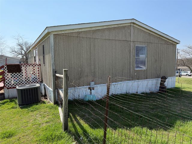 167 Blue Sky Lane, Springtown, TX 76082