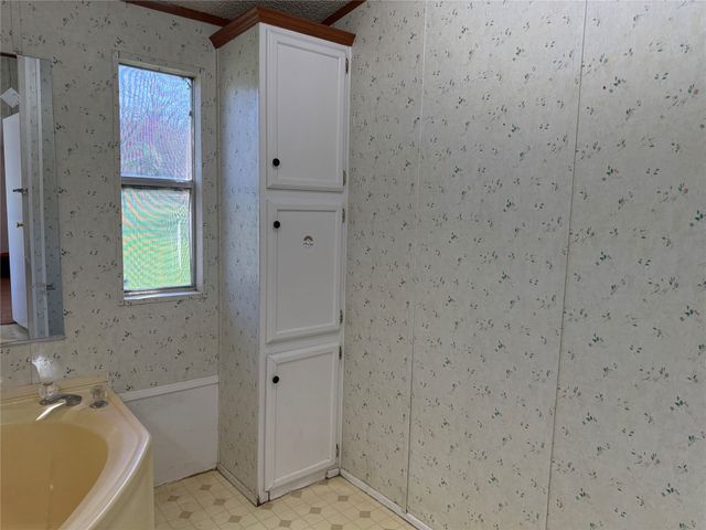 167 Blue Sky Lane, Springtown, TX 76082