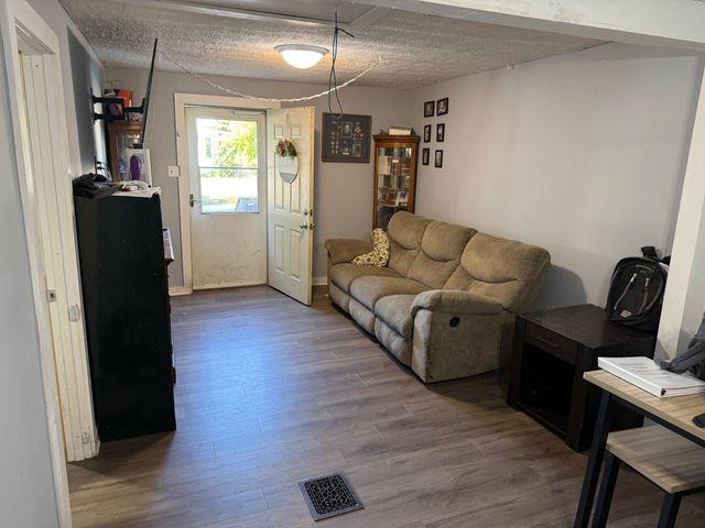 1111 4TH Avenue, Council Bluffs, IA 51501