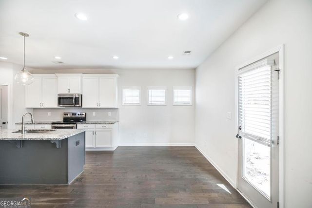 325 Pearl Moss Lane, Kathleen, GA 31047