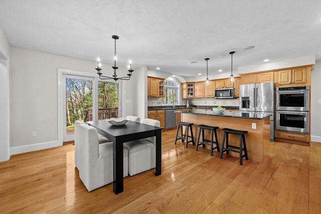10 Fatima Dr, Ashland, MA 01721