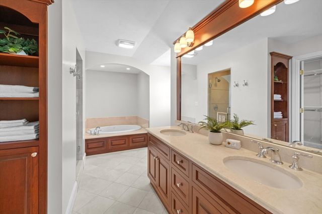 10 Fatima Dr, Ashland, MA 01721
