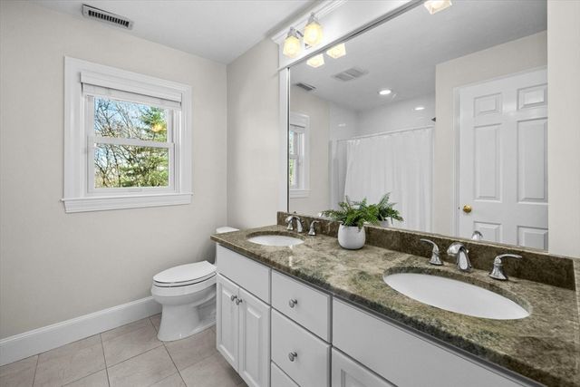 10 Fatima Dr, Ashland, MA 01721