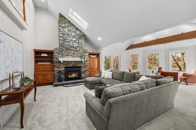 10 Fatima Dr, Ashland, MA 01721