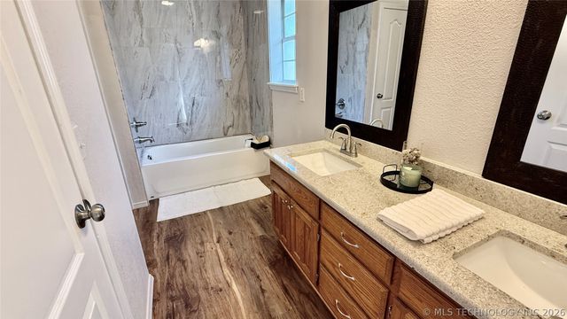 3728 S 195th Avenue, Broken Arrow, OK 74014