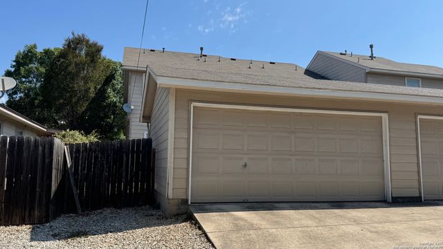 7203 snowden, San Antonio, TX 78240