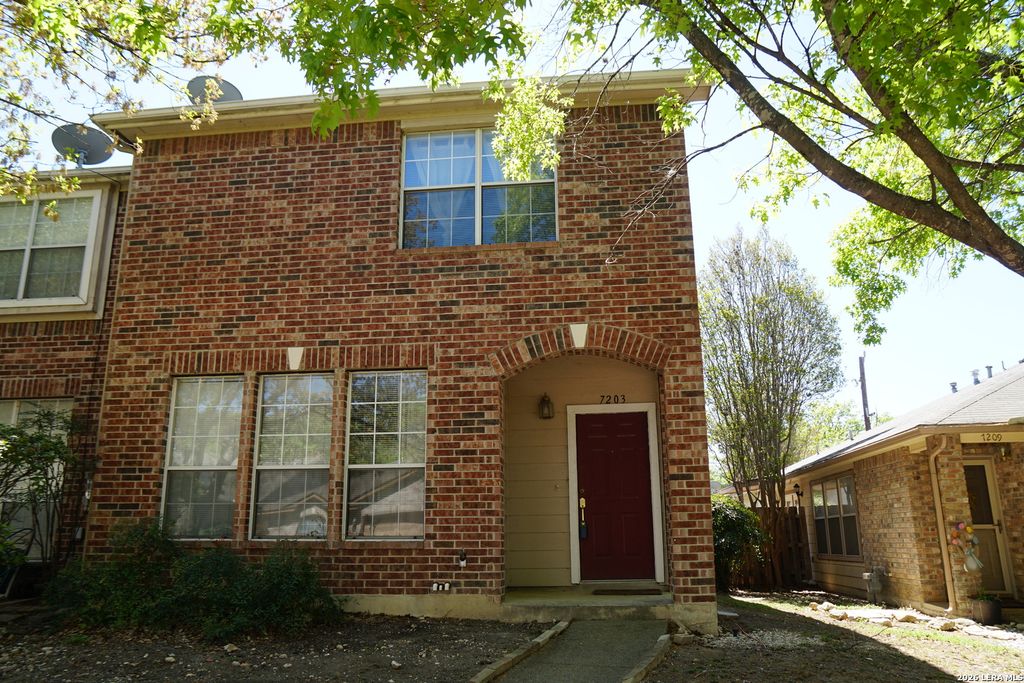 7203 snowden, San Antonio, TX 78240