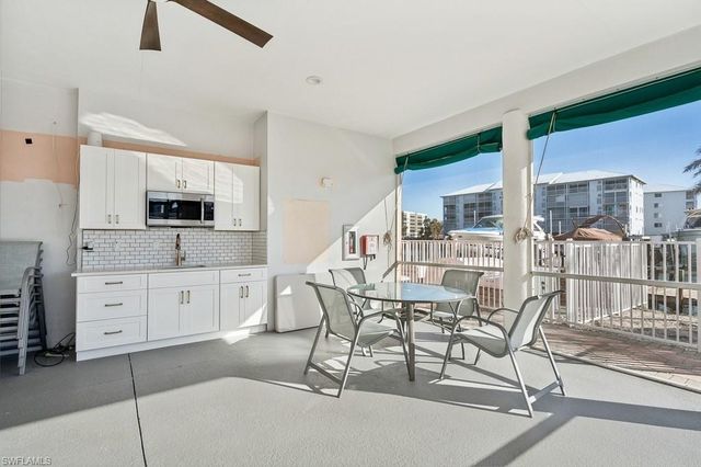 170 Lenell RD 403, Fort Myers Beach, FL 33931