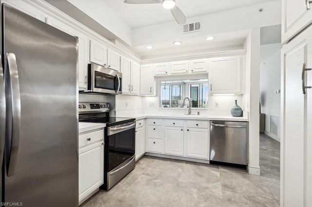 170 Lenell RD 403, Fort Myers Beach, FL 33931