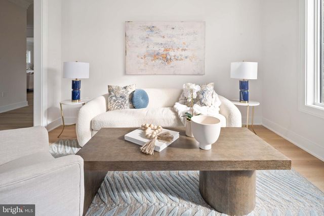 5203 SANGAMORE RD, Bethesda, MD 20816