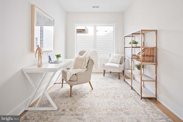 5203 SANGAMORE RD, Bethesda, MD 20816