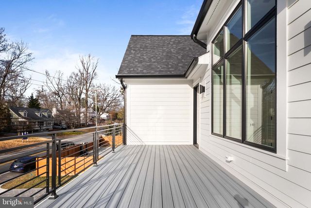 5203 SANGAMORE RD, Bethesda, MD 20816