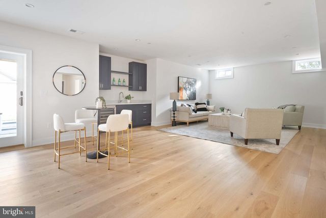 5203 SANGAMORE RD, Bethesda, MD 20816