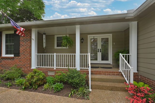 108 Cedar Springs Trl, Hendersonville, TN 37075