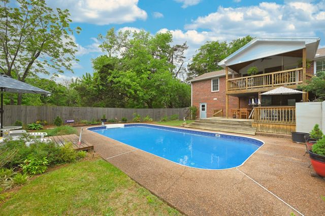 108 Cedar Springs Trl, Hendersonville, TN 37075