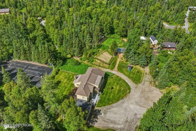 9400 Midden Way, Anchorage, AK 99507